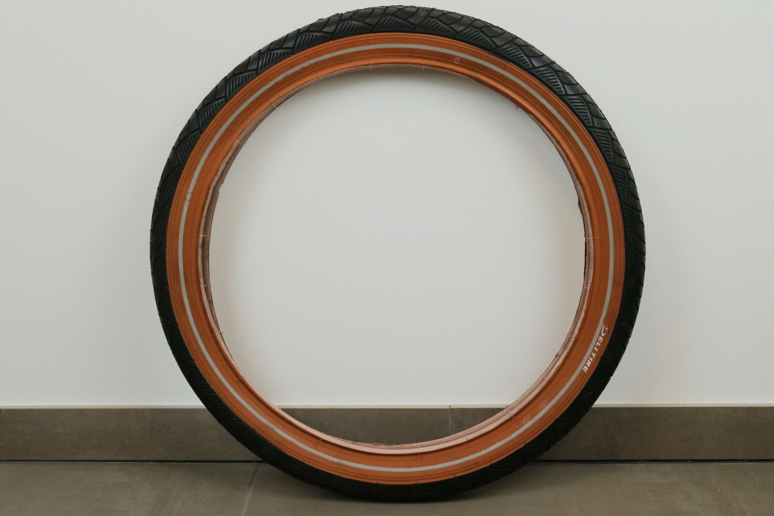 Reifen(Mantel) ohne Schlauch 24 für FRIDA/FRIDA 500