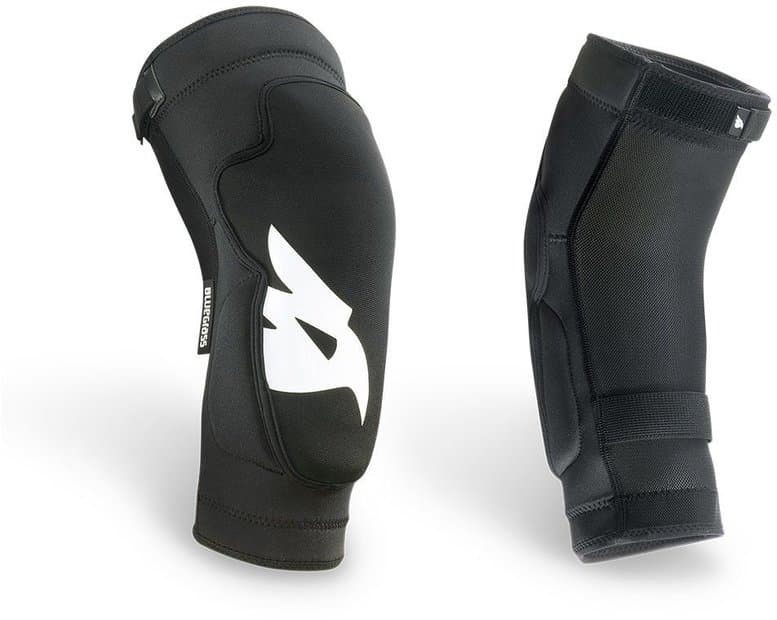 Bluegrass Solid Knie Protektor Schwarz Modell Aktion