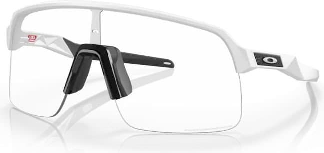 Oakley Sutro Lite Matte White/Clear To Black Iridium Photochromic Weiß Modell 2026
