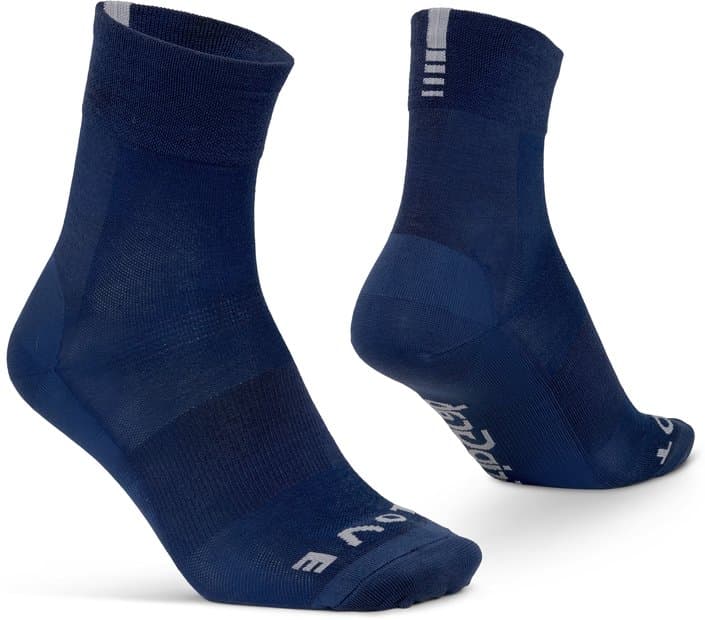 GRIPGRAB Merino Lightweight SL Sommer Socken Blau Modell Aktion