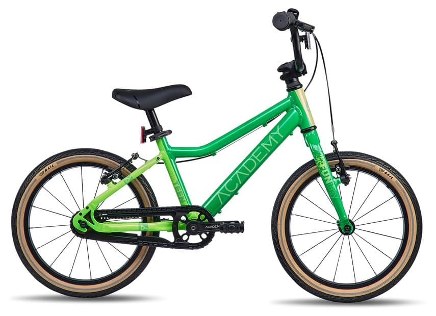 Academy Grade 3 Edition Grün Modell 2026