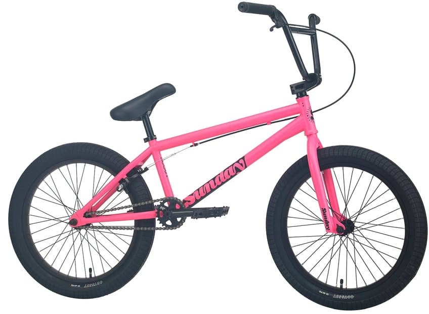 Sunday Scout Pink Modell Aktion